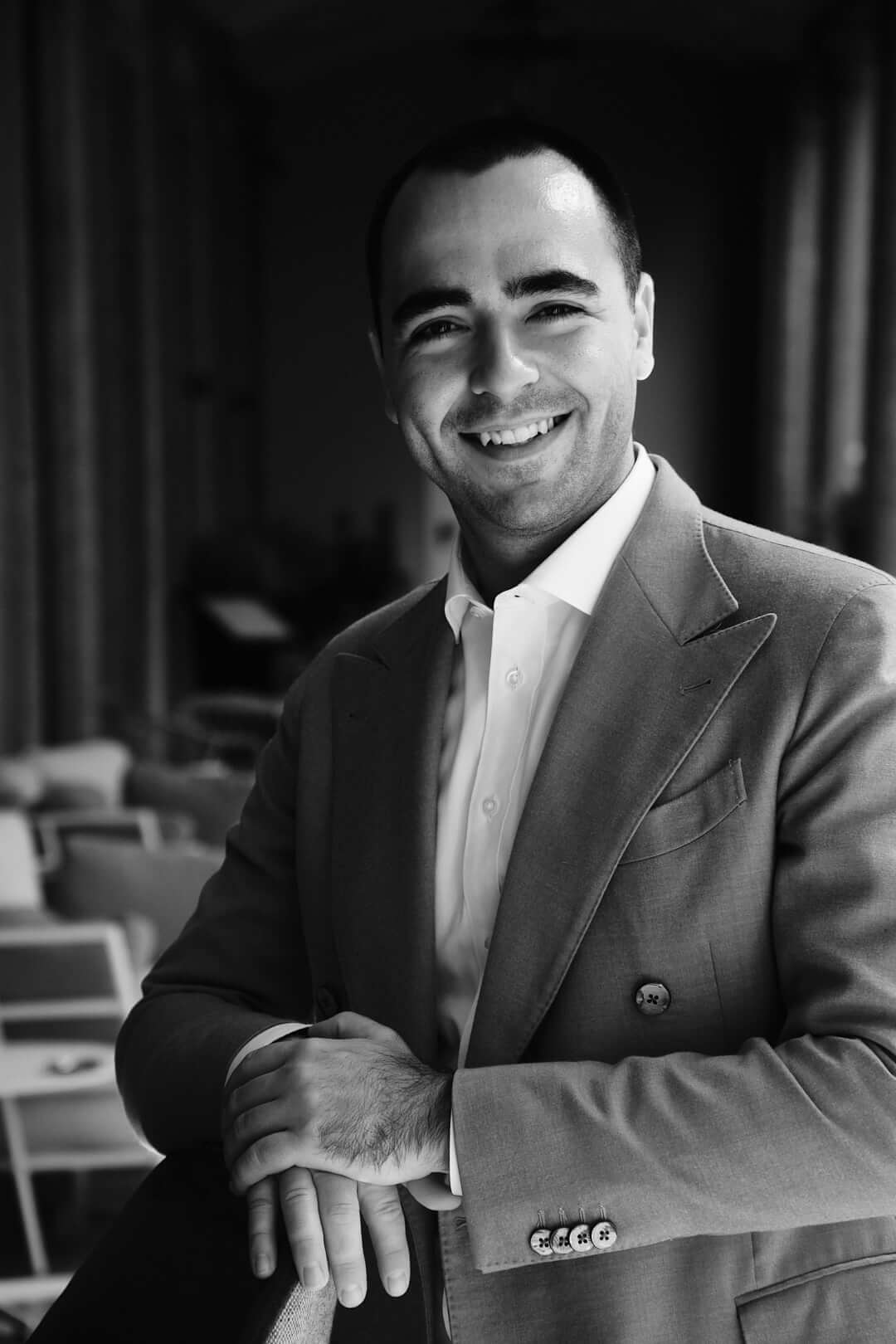 Mattia Moro Maître e sommelier Scatto - Torino